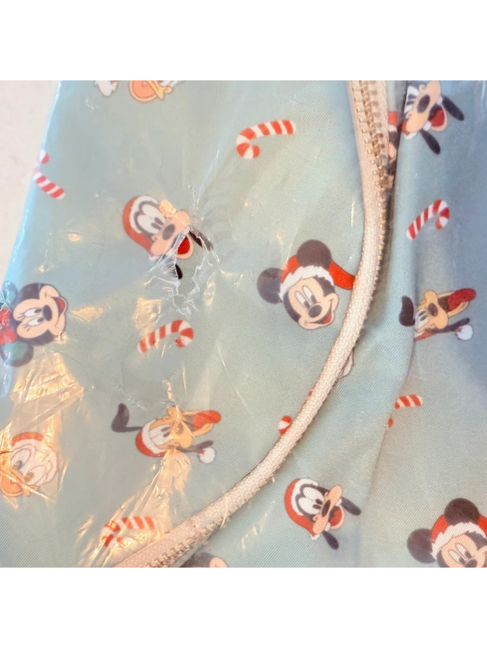 Small shop after all disney Christmas fanny pack belt bag - Picture 3 of 3